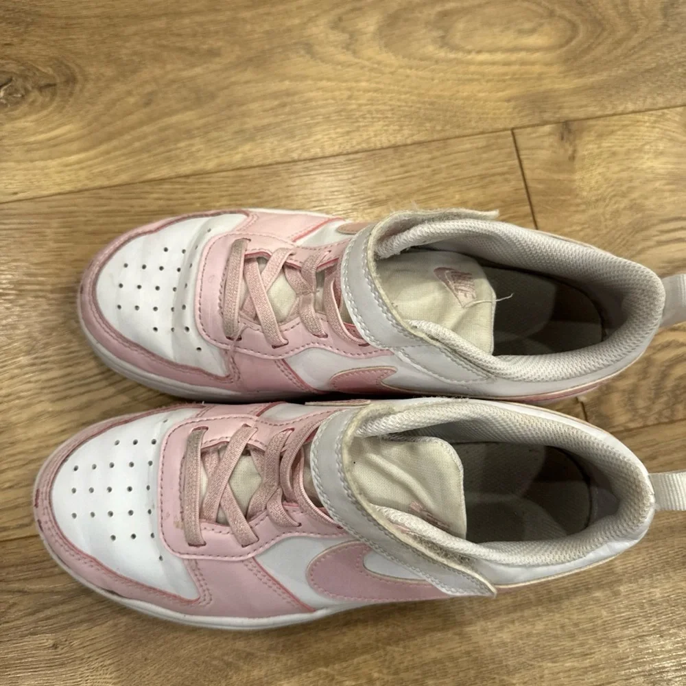Nike Court Borough Low Shoes Youth Size 2Y White Pink Hook & Loop DV5457-105